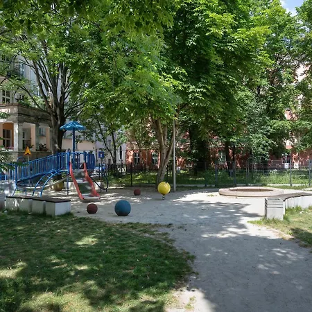 Apartamento Komfortowy Apartament Blisko Rzeki We Wroclawiu Z Biurkiem I Wanna By Renters Wrocław