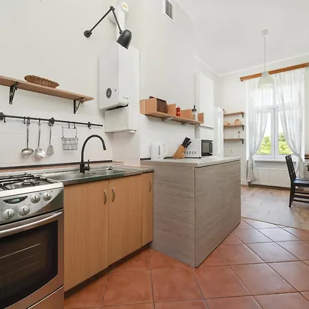Komfortowy Apartament Blisko Rzeki We Wroclawiu Z Biurkiem I Wanna By Renters Apartamento