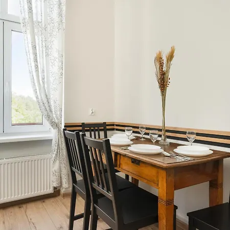 Apartamento Komfortowy Apartament Blisko Rzeki We Wroclawiu Z Biurkiem I Wanna By Renters Wrocław